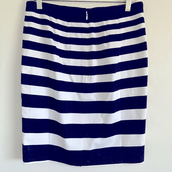 Whitehouse Black Market pencil skirt - Picture 2 of 3